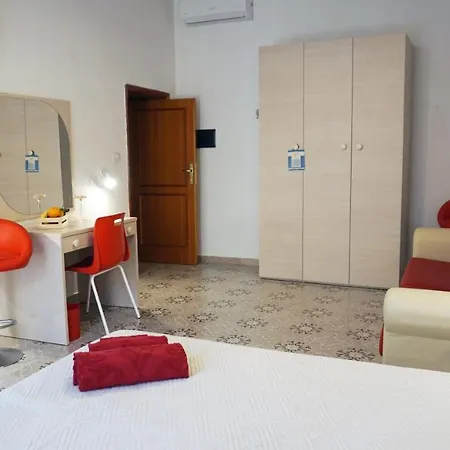 Bed & Breakfast La Corte Di Santa Croce Bosa