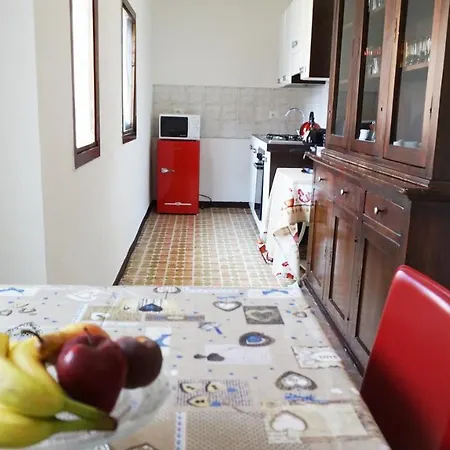 Bed & Breakfast La Corte Di Santa Croce Bosa