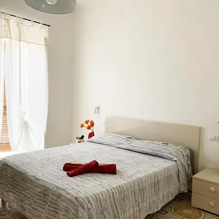 Bed & Breakfast La Corte Di Santa Croce Bosa